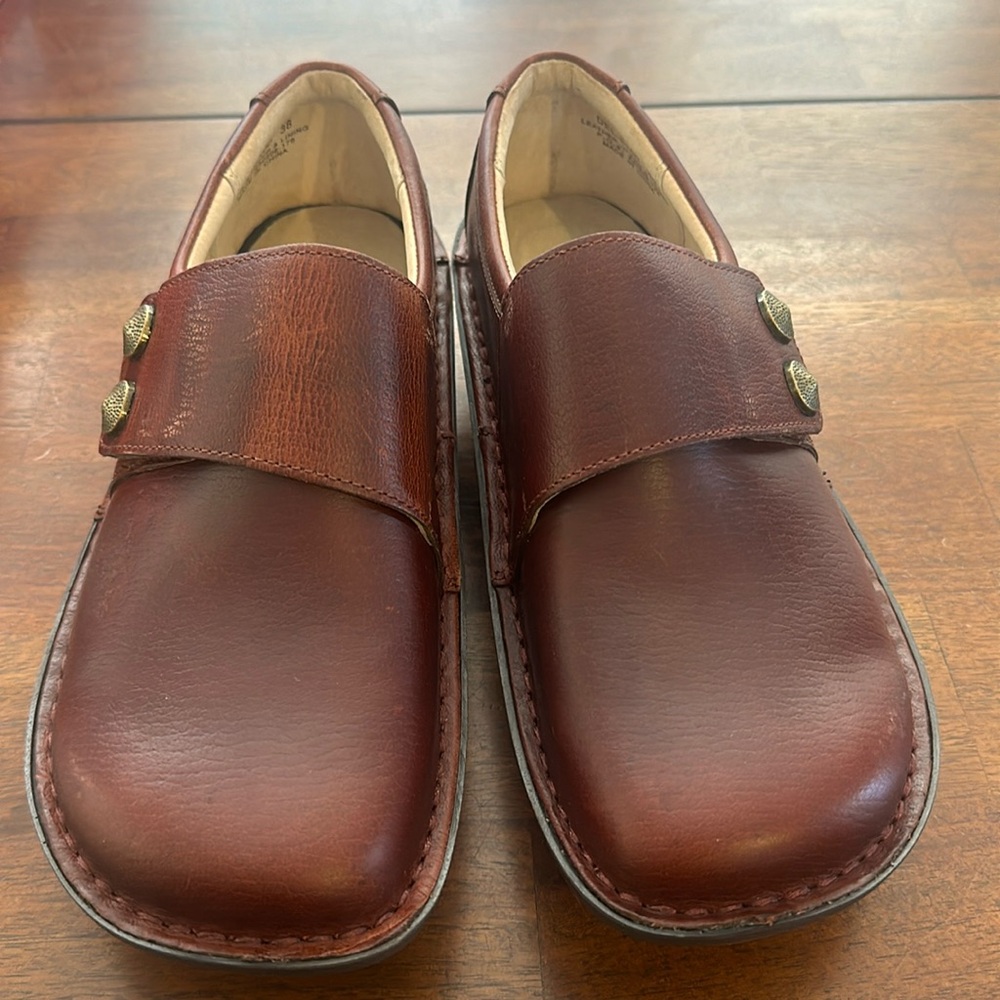 Algeria Delilah Chestnut EU US 8/8.5 WIDE